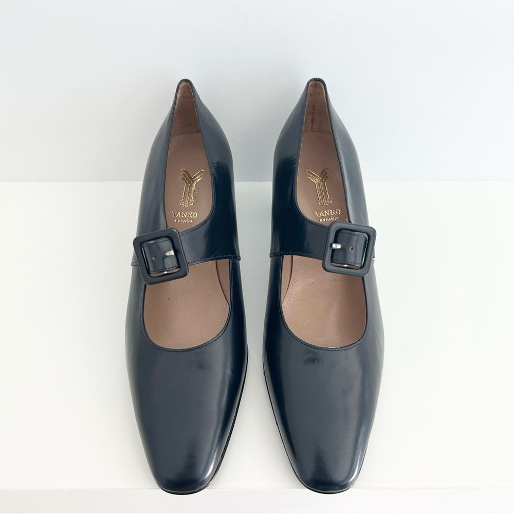 Vintage Ñora Yanko Heels, Made in Spain, Navy Blue with Buckle, Size 8, New